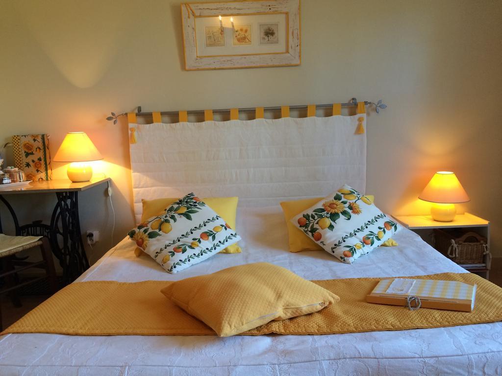 L'Oustaou B&B Piscine & Spa Besse-sur-Issole Buitenkant foto