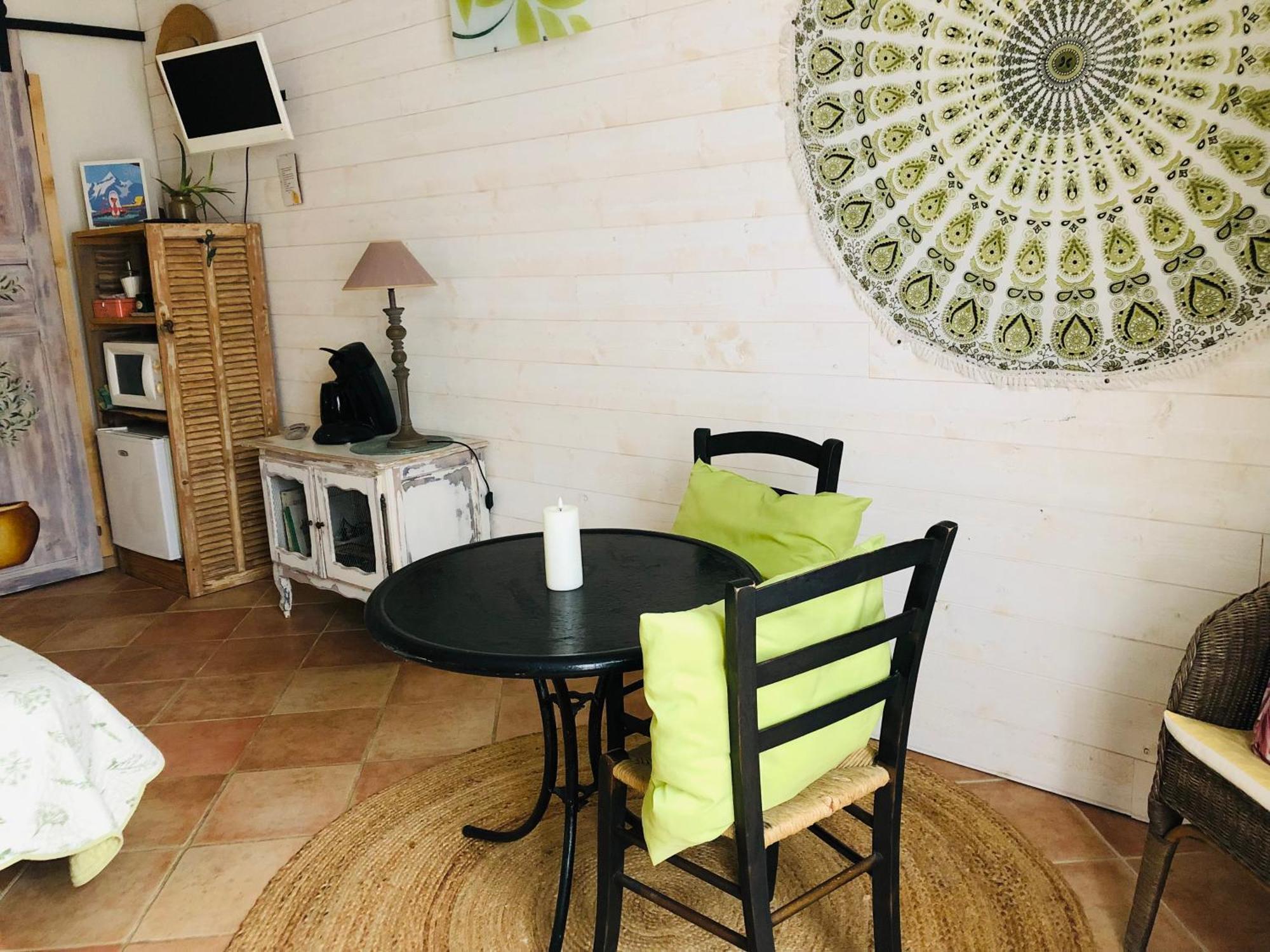 L'Oustaou B&B Piscine & Spa Besse-sur-Issole Buitenkant foto