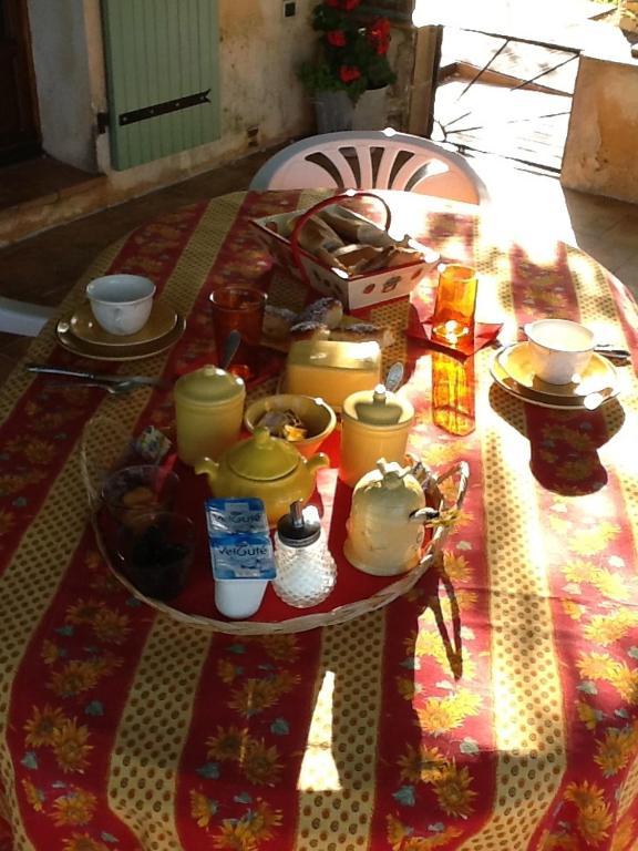 L'Oustaou B&B Piscine & Spa Besse-sur-Issole Buitenkant foto