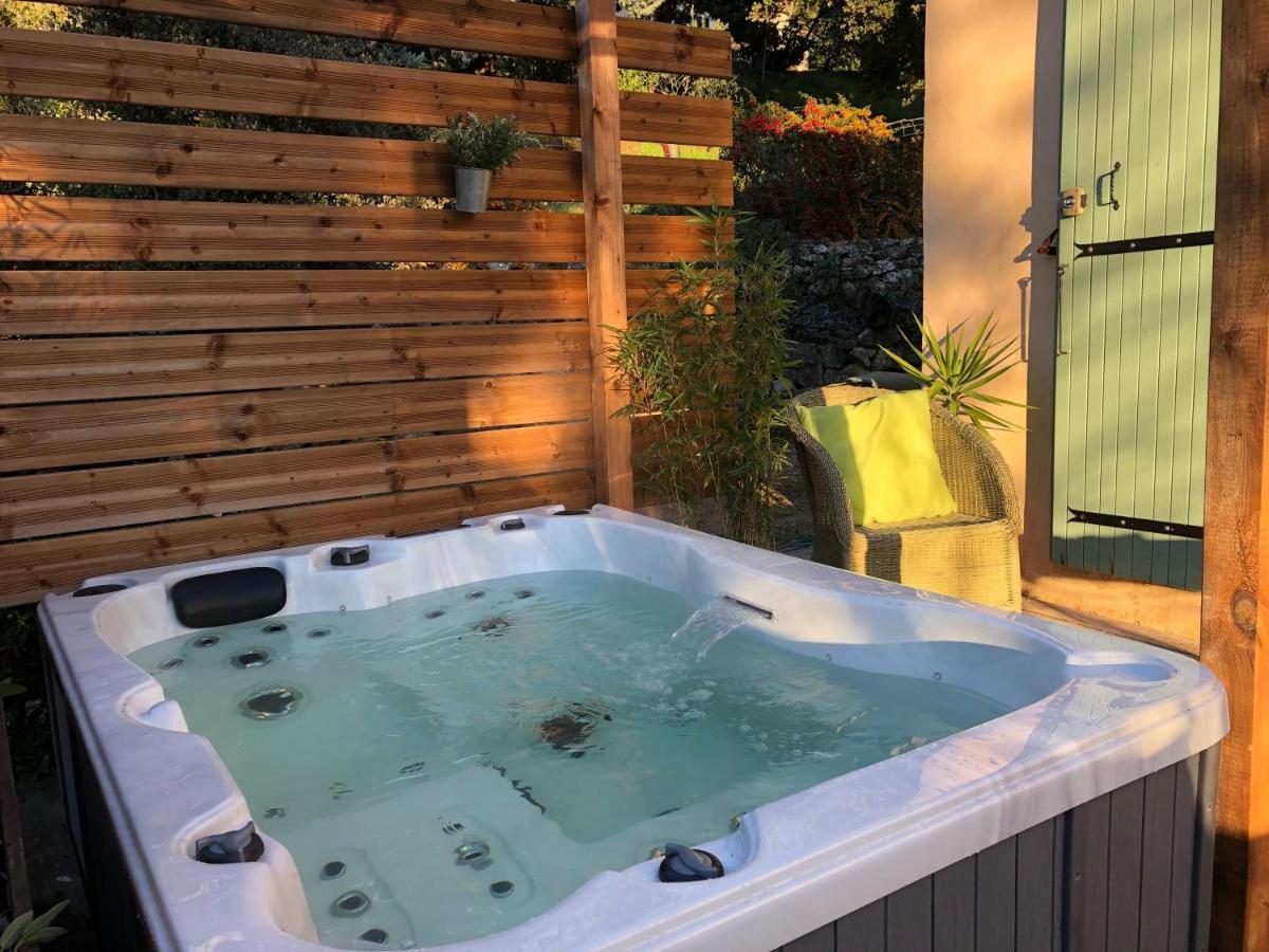 L'Oustaou B&B Piscine & Spa Besse-sur-Issole Buitenkant foto